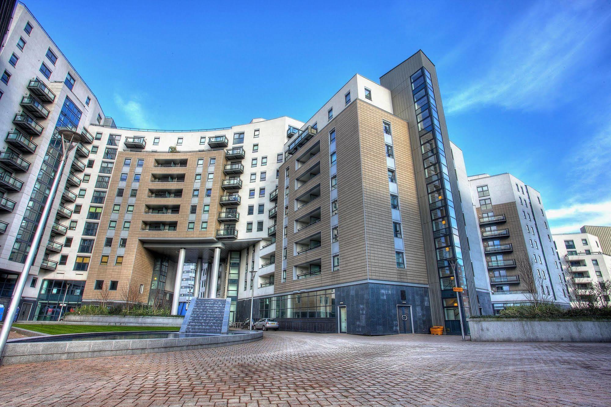 לידס Quay Apartments Leeds מראה חיצוני תמונה